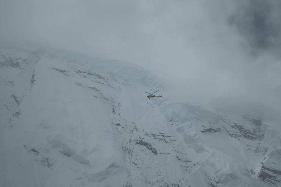 हिम पहिरोमा बेपत्ता  ३ जनाको शव ३२ दिनपछि भेटियो