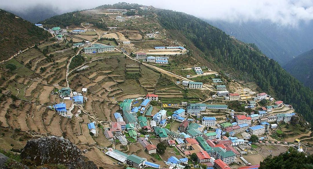 सगरमाथा क्षेत्र सुनसान बन्दै