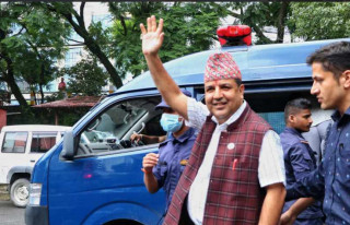 सुनील शर्मालाई सरकारी वकिलको कार्यालयमा उपस्थित गराइयो