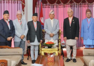 राष्ट्रपतिसँग मानवअधिकार आयोगका पदाधिकारीको भेट