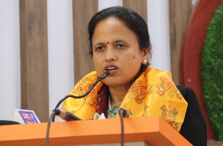 अहिलेको व्यवस्थाको जग ‘जनयुद्ध’ नै हो : सञ्चारमन्त्री शर्मा