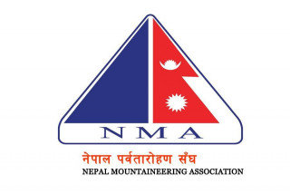 भूकम्प पीडितलाई पर्वतारोहण सङ्घबाट रु ३१ लाख सहयोग