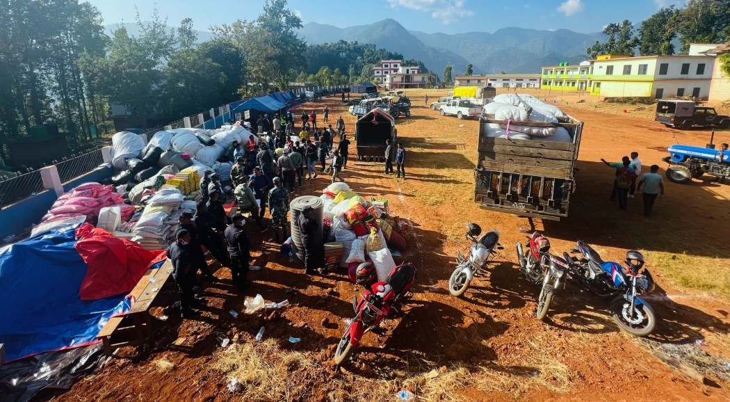 भूकम्पमा ज्यान गुमाउनेको अन्त्येष्टि र पीडितलाई राहत वितरण