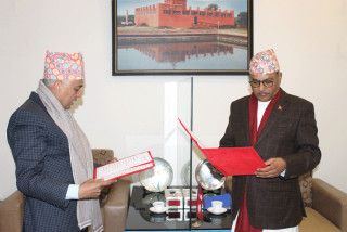 आज ग्लोबल आईएमई बैंकका अध्यक्ष ढकालले लिए गभर्नर समक्ष पद तथा गोपनीयताको सपथ