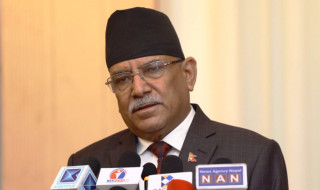 महसुल उठ्ने र उद्योग चल्ने विकल्पमा जानुपर्छ : प्रधानमन्त्री