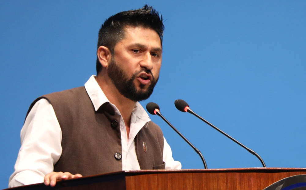 रास्वपा सभापति लामिछानेद्वारा मिडियाविरुद्ध गाली बेइज्जती मुद्दा दायर