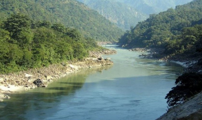 अरुण नदीमा अवरुद्ध फेरी सञ्चालनमा आयो