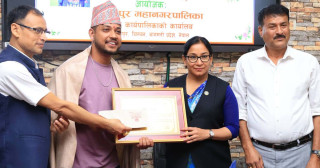 भरतपुर महानगरद्वारा क्रिकेटर लामिछानेको सम्मान