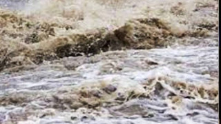 बाढीले मुस्ताङको घमीमा नहर र पुल बगायो