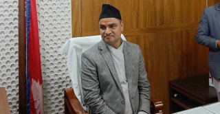 अस्पतालको सेवा प्रभावकारी बनाउन स्वास्थ्यमन्त्री पौडेलको ९ बुँदे निर्णय