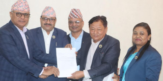 कोशीमा सरकारबाट बाहिरियो माओवादी, ४ मन्त्रीले राजीनामा बुझाए