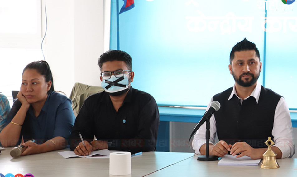 मुकुल ढकालले रास्वपालाई बुझाएको स्पष्टीकरणमा रविमाथि आरोप नै आरोप