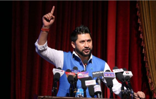 सरकारले आगामी १५–२० वर्षका लागि बलियो जग खन्दैछ : रवि लामिछाने