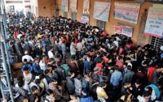 अग्रिम टिकट बुकिङ रोक्ने यातायात व्यवसायीको तयारी: ‘जोखिम लिन्नौं, बुकिङको पैसा फिर्ता गर्छौं’