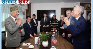 अर्थमन्त्री र डोनाल्ड लुको भेट: आर्थिक विकासमा द्विपक्षीय सहकार्यको प्रतिबद्धता