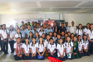 कामना सेवा बैंकद्वारा दमकमा विद्यार्थीलाई वित्तीय साक्षरता कार्यक्रम सञ्चालन